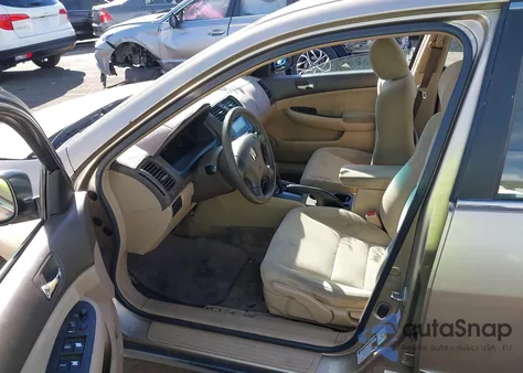 2005 Honda Accord 2.4 Lx из США, поврежденный, VIN 1HGCM56475A126688